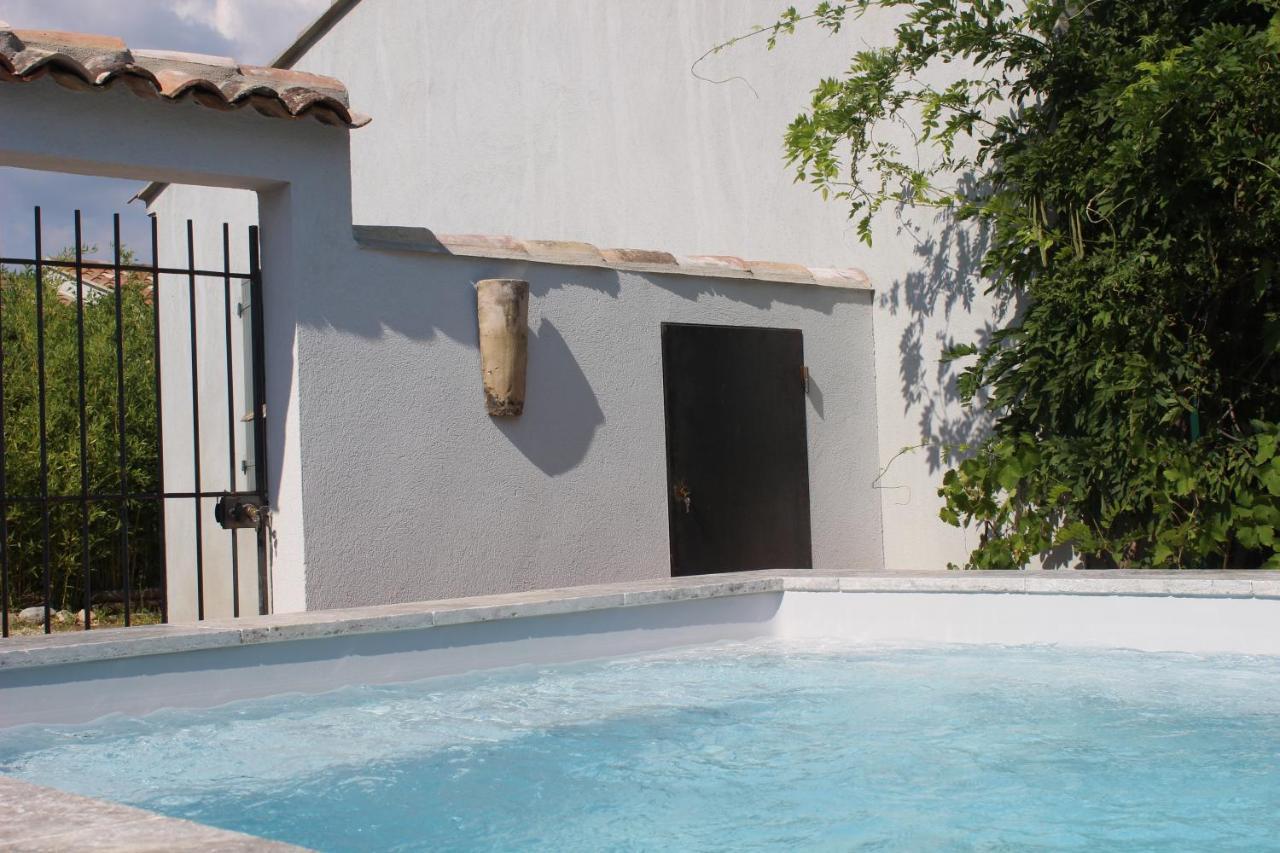 Villa Chez Elles En Provence Nans-les-Pins Exterior foto